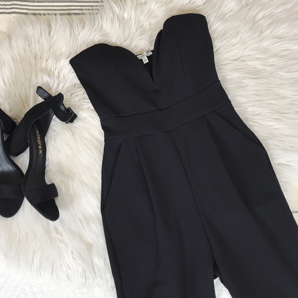 >>PRICE FIRM<< STRAPLESS JUMPSUIT